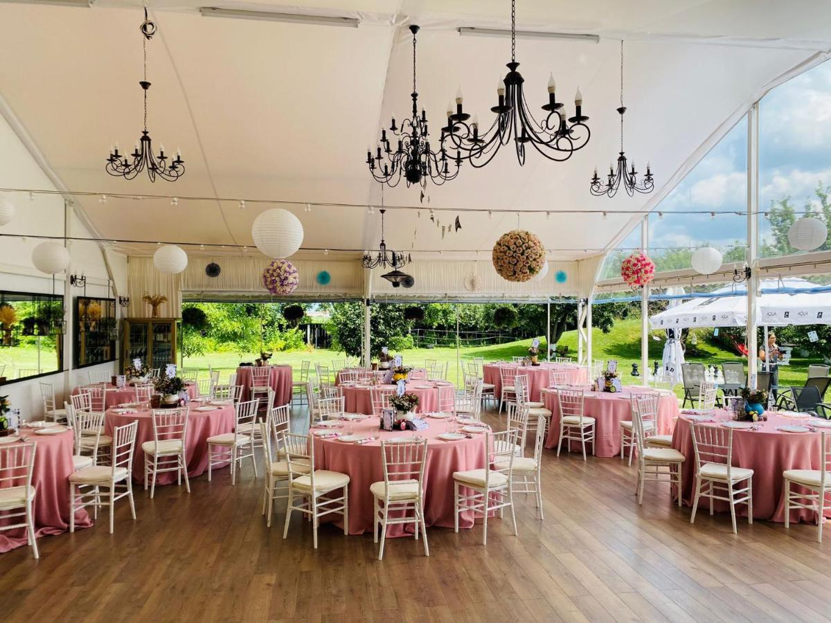 Stupina Hotel Braşov Eksteriør billede